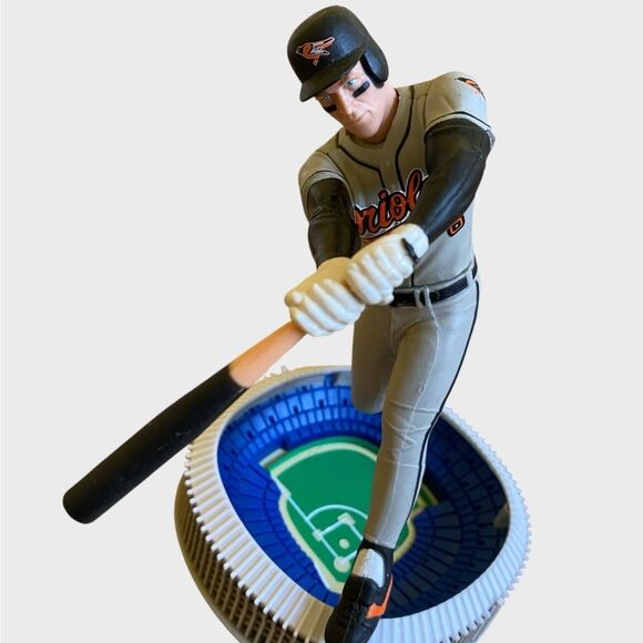 1996 Limited Edition Cal Ripken Jr. Starting Lineup Stadium Stars Game Orioles - Picture 12 of 13